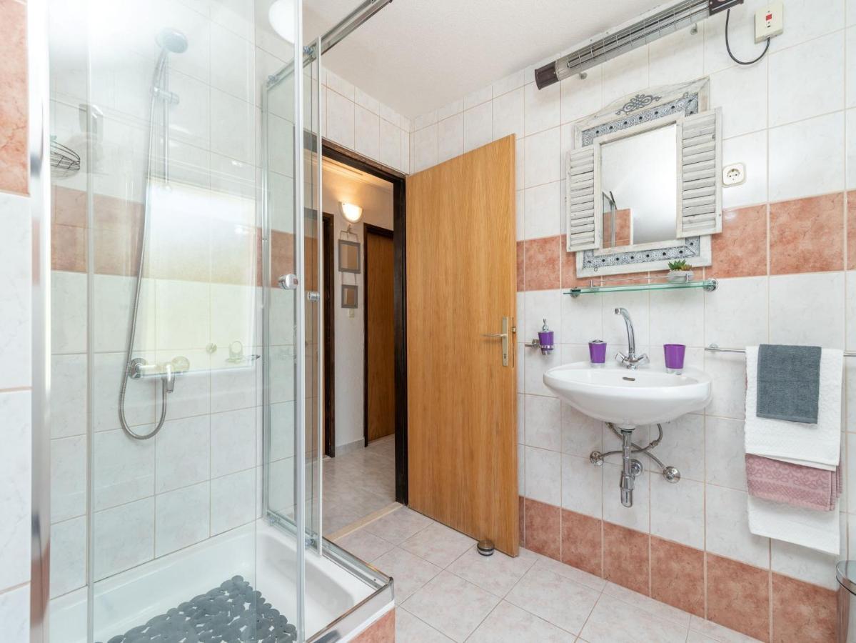Scenic Sea View,Three Bedroom Villa With Pool Trogir Extérieur photo