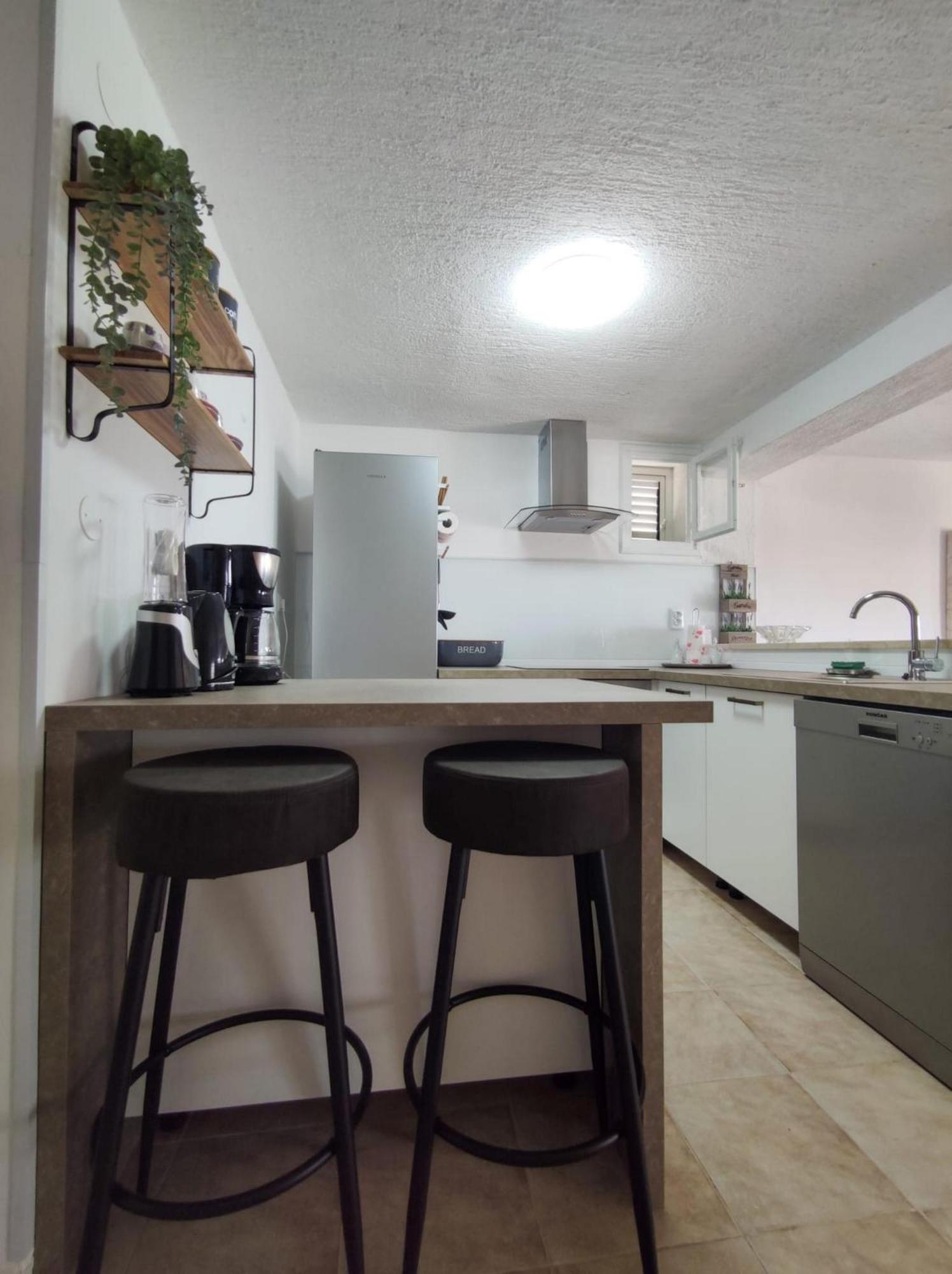 Scenic Sea View,Three Bedroom Villa With Pool Trogir Extérieur photo